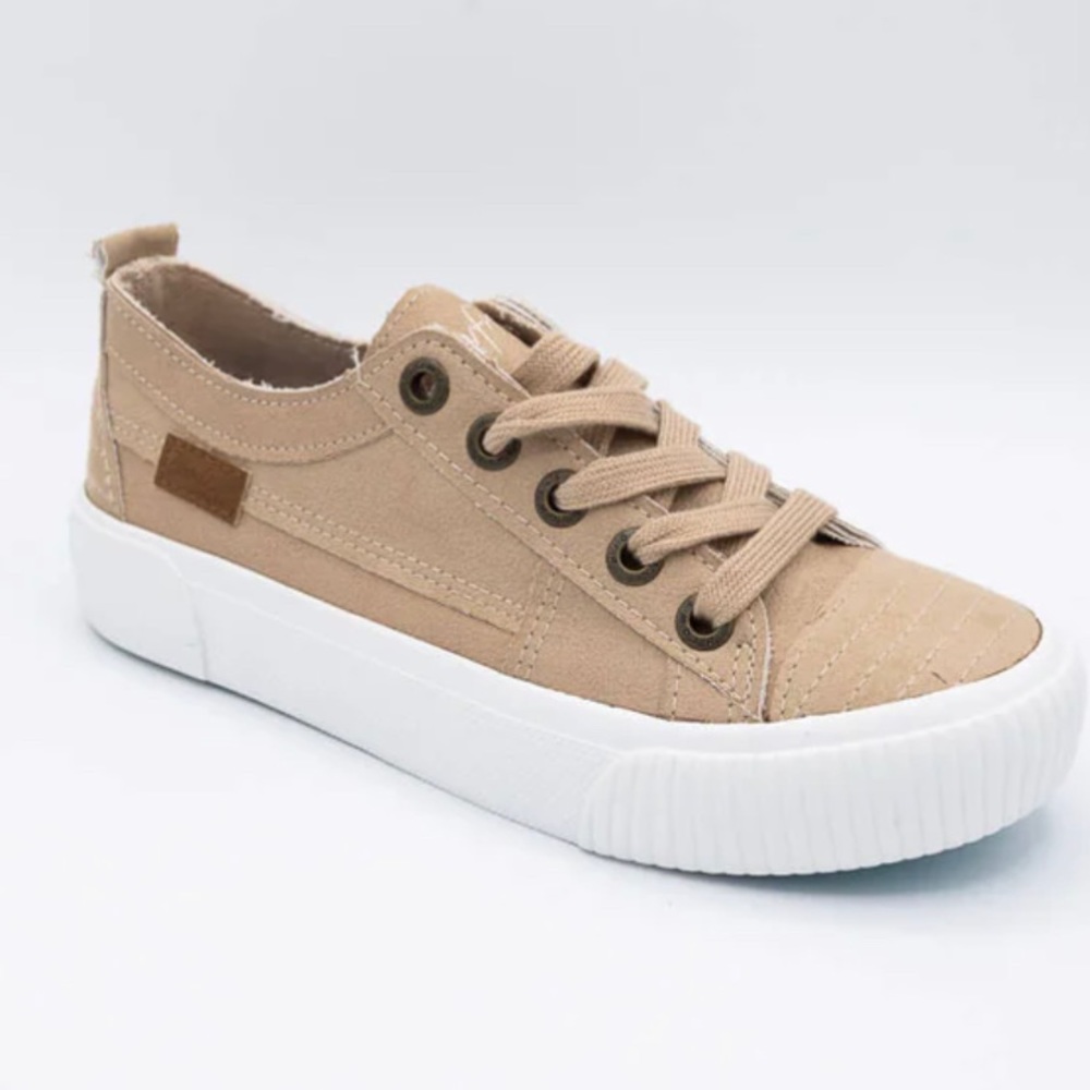 New blowfish shoes size 9